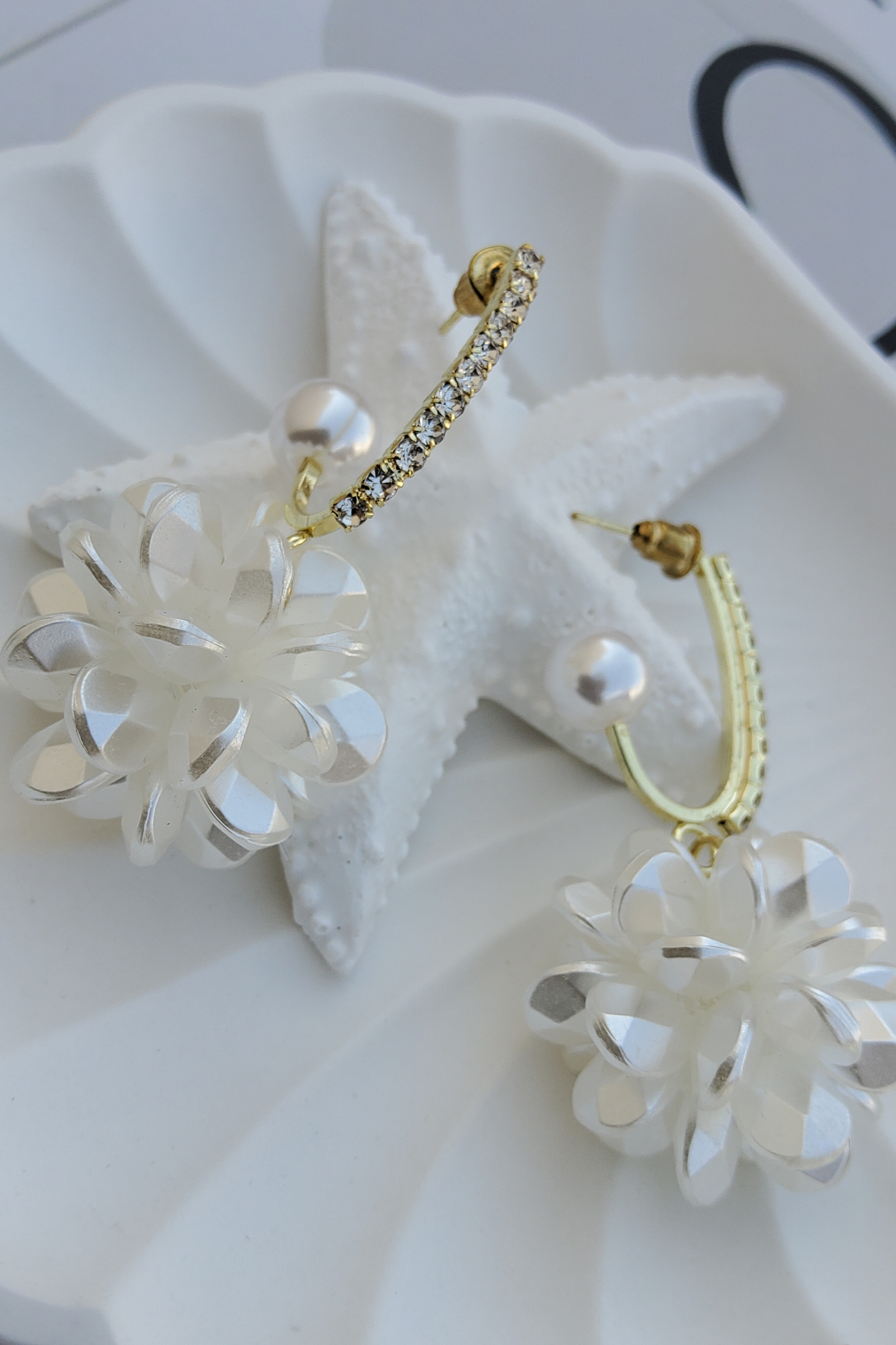 گوشواره برفی